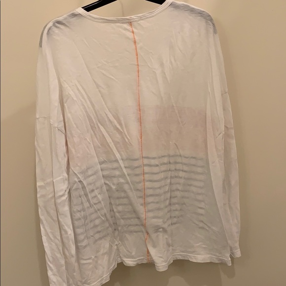 Designer 100% Pima Cotton Tee Shirt by Sundry - Picture 4 of 5